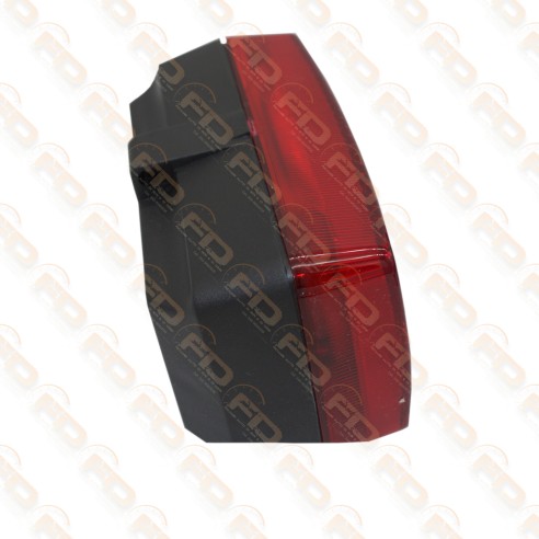 FANALINO POSTERIORE ROSSO LUCE ANTINEBBIA ADATTABILE A TUTTI I MODELLI DI VETTURA